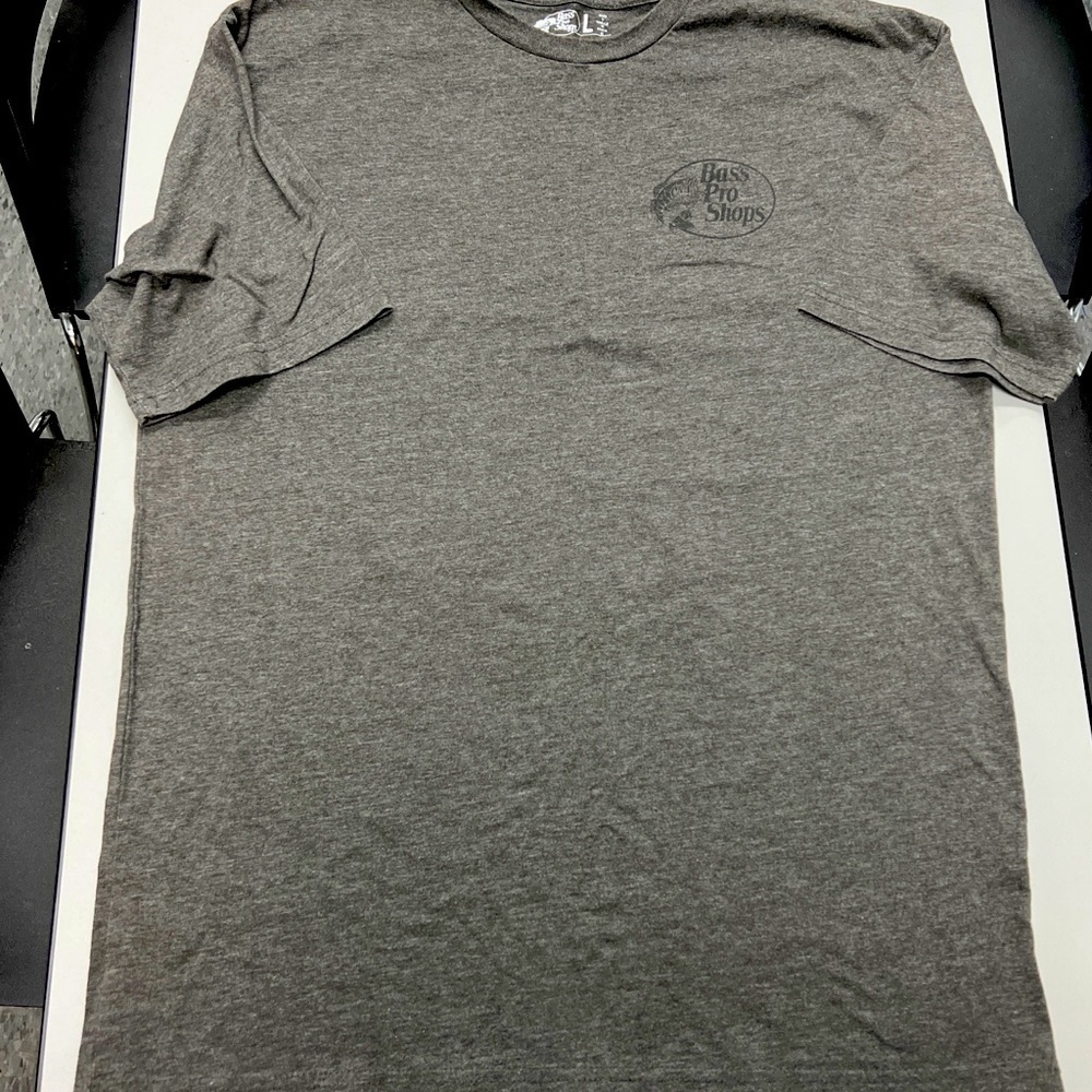 mens bass pro shop Gray t shirt “ I Like ‘Em With Long Legs And A Big Rack” L